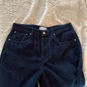 Brand new navy corduroy pants.  My son ordered the wrong size.